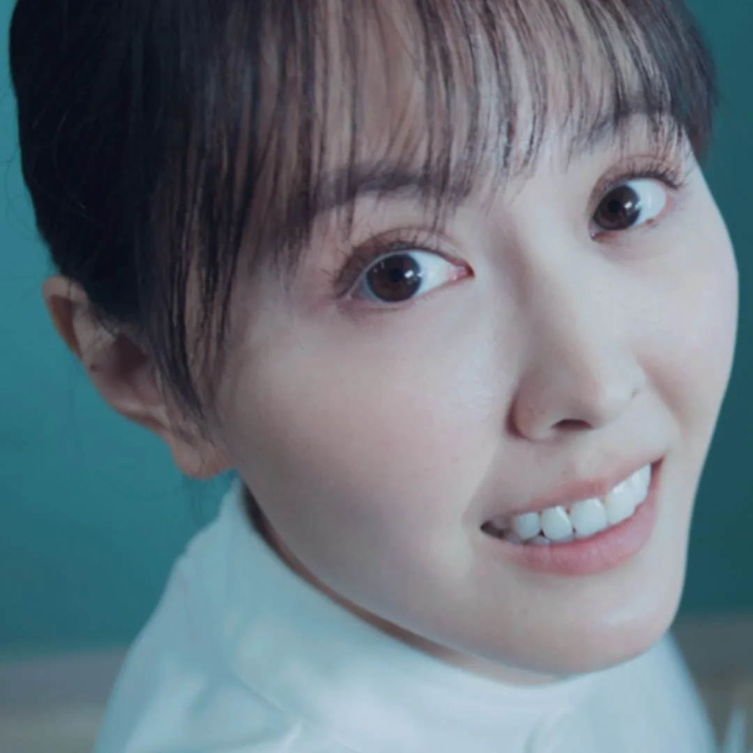 張晏塵 / 飾演 林佩瑤