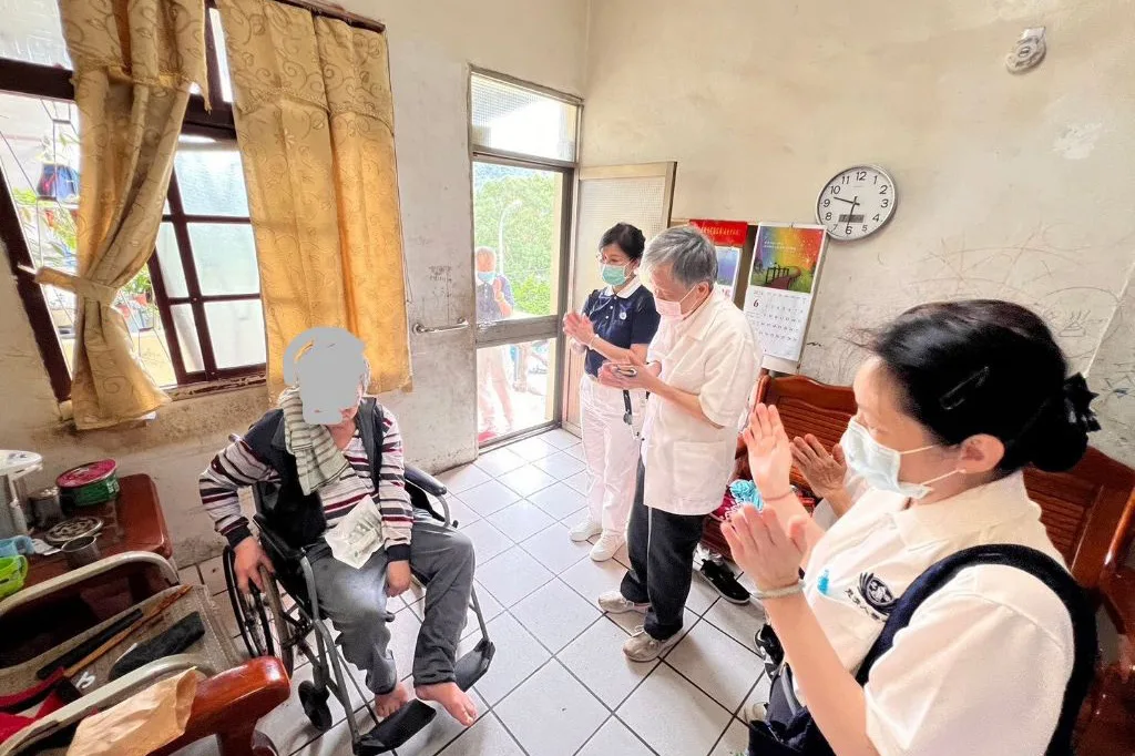 走入偏鄉義診 關懷勝於醫療