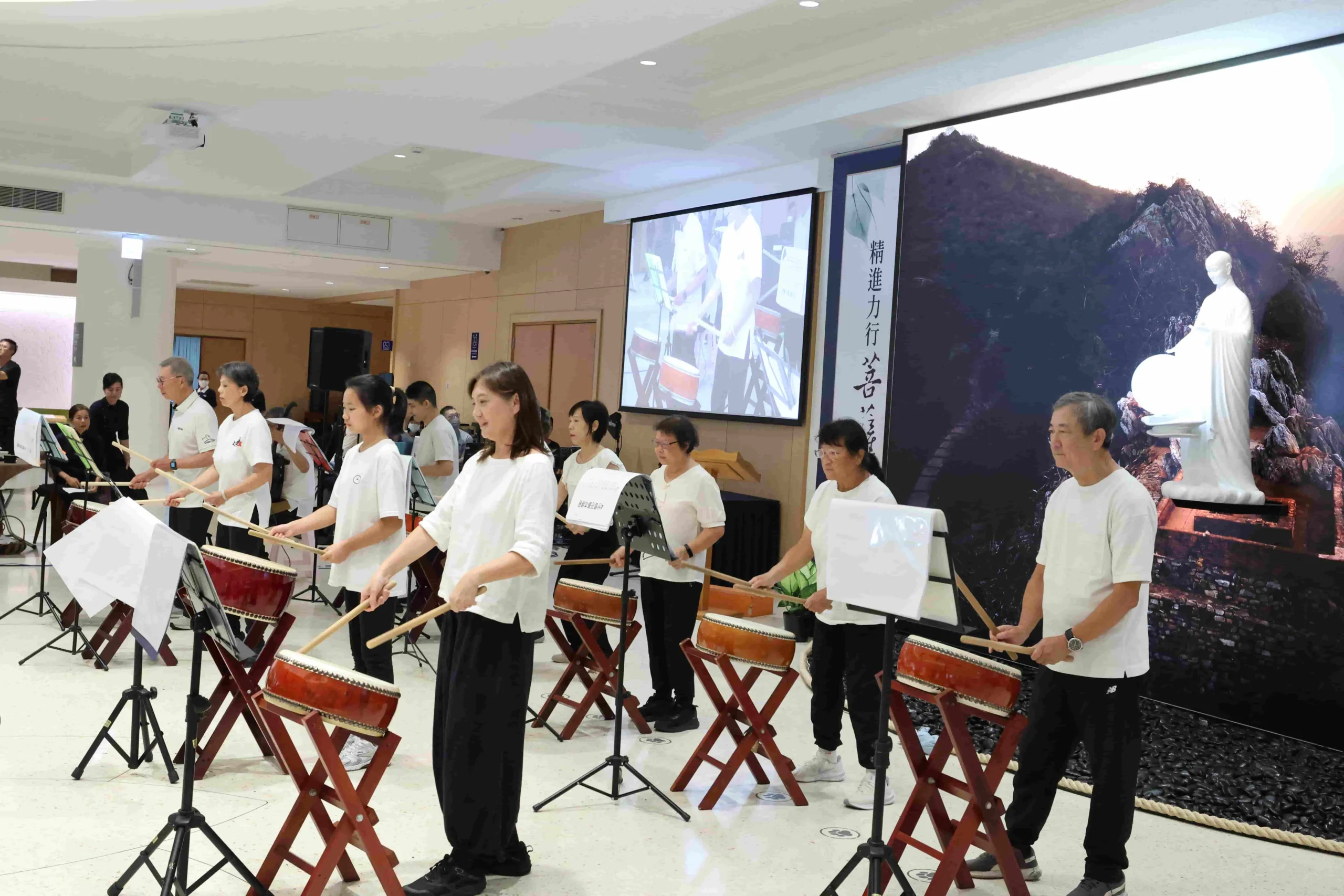 鼓聲叮咚響 (太鼓)