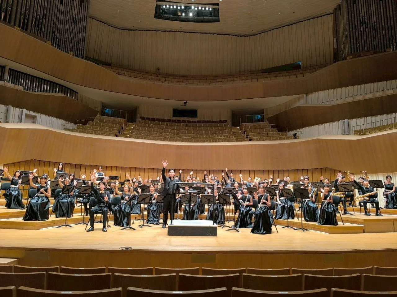 淡水愛樂管樂團